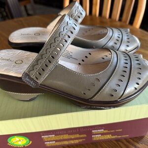 Jambu Women's Silver Cut-Out Mules